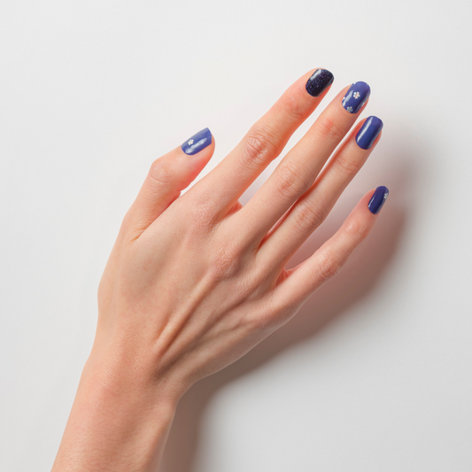 Midnight Bloom | Mani 34 - NAILOG semi cured nail strip