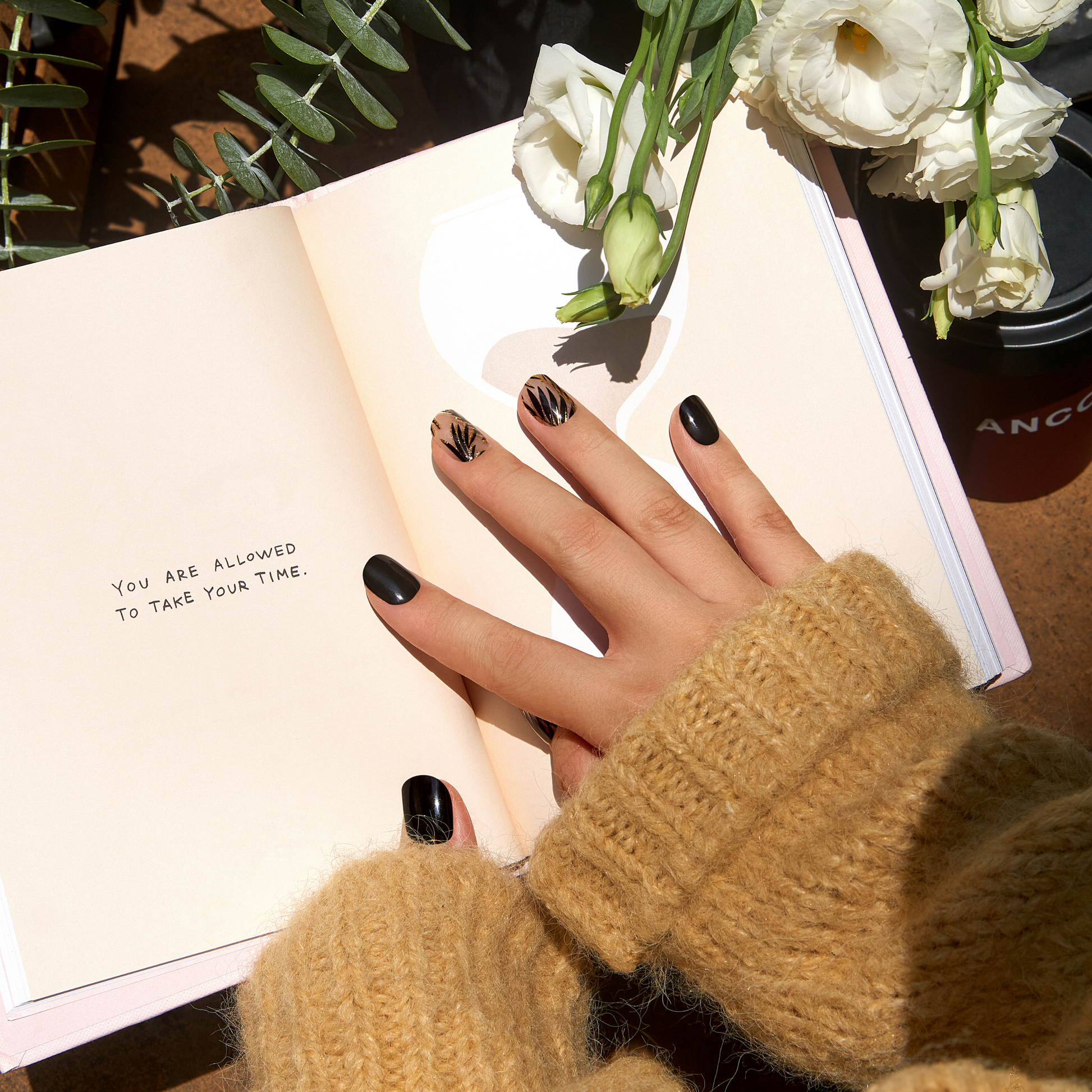 GOLDEN LEAVES | Mani Strip 20PC - NAILOG semi cured nail strip