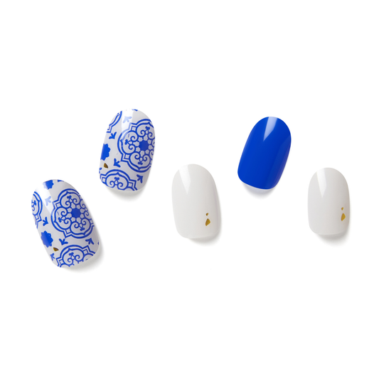 CERULEAN PORCELAIN | Mani Strip 34PC - NAILOG semi cured nail strip