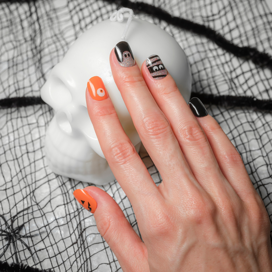 Trick or Treat | Mani 34 Halloween - NAILOG semi cured nail strip