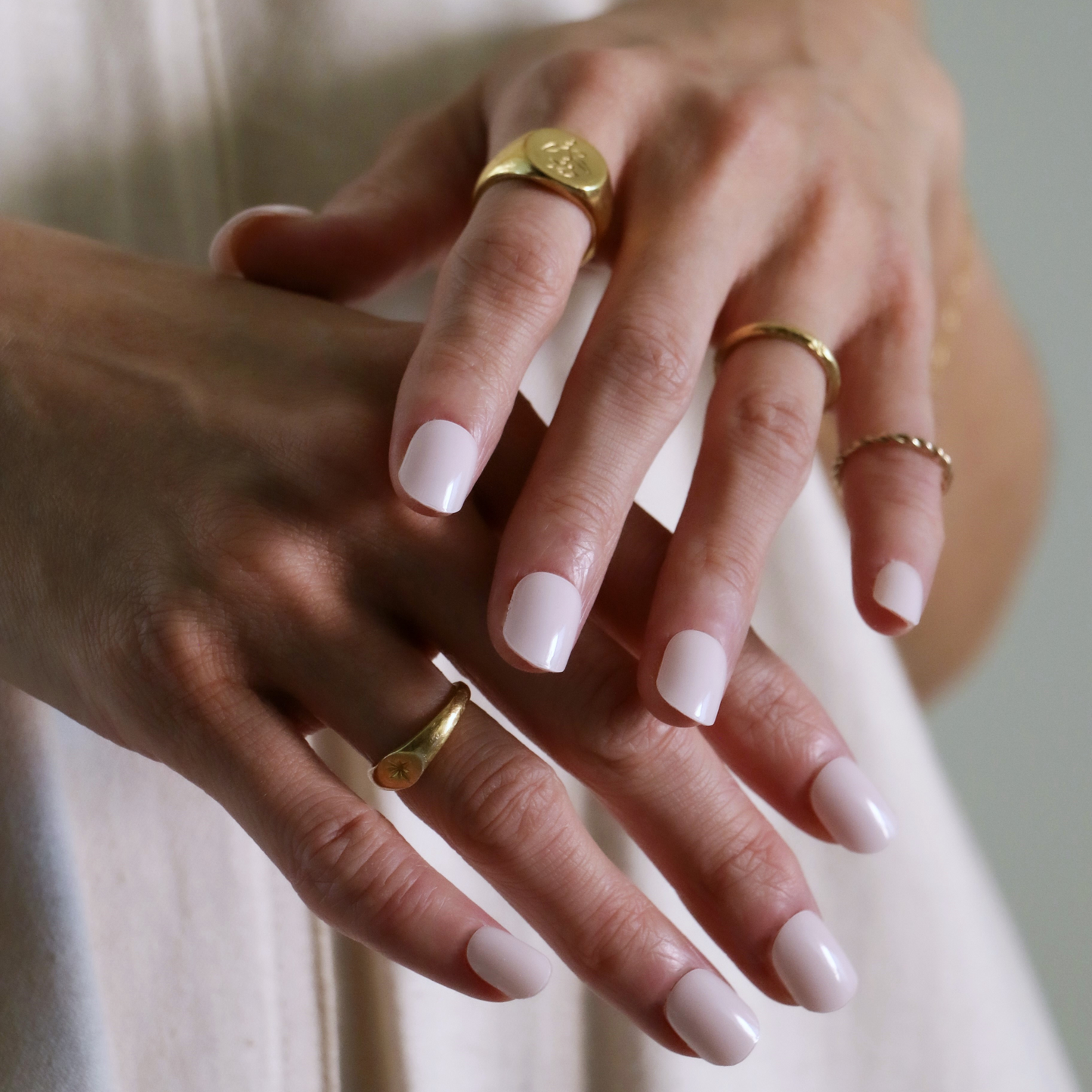 WHITE GARDENIA - NAILOG semi cured nail strip