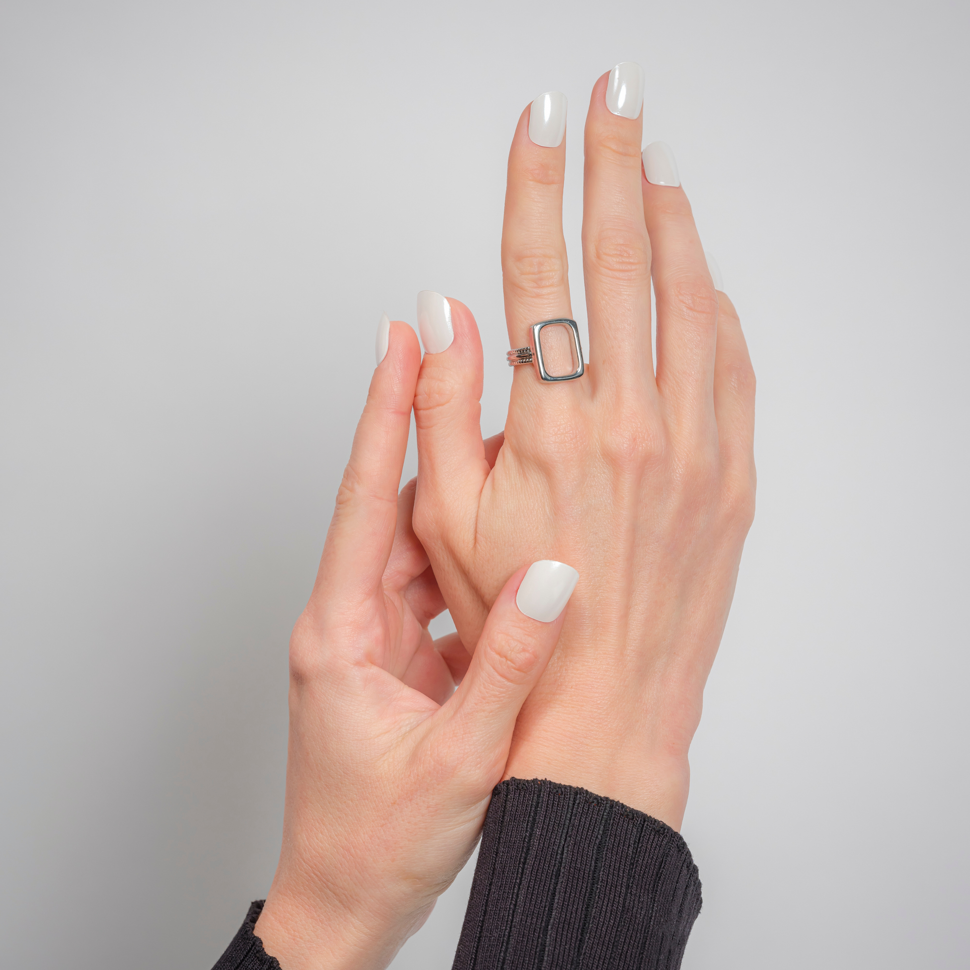 PEARL WHITE - NAILOG semi cured nail strip