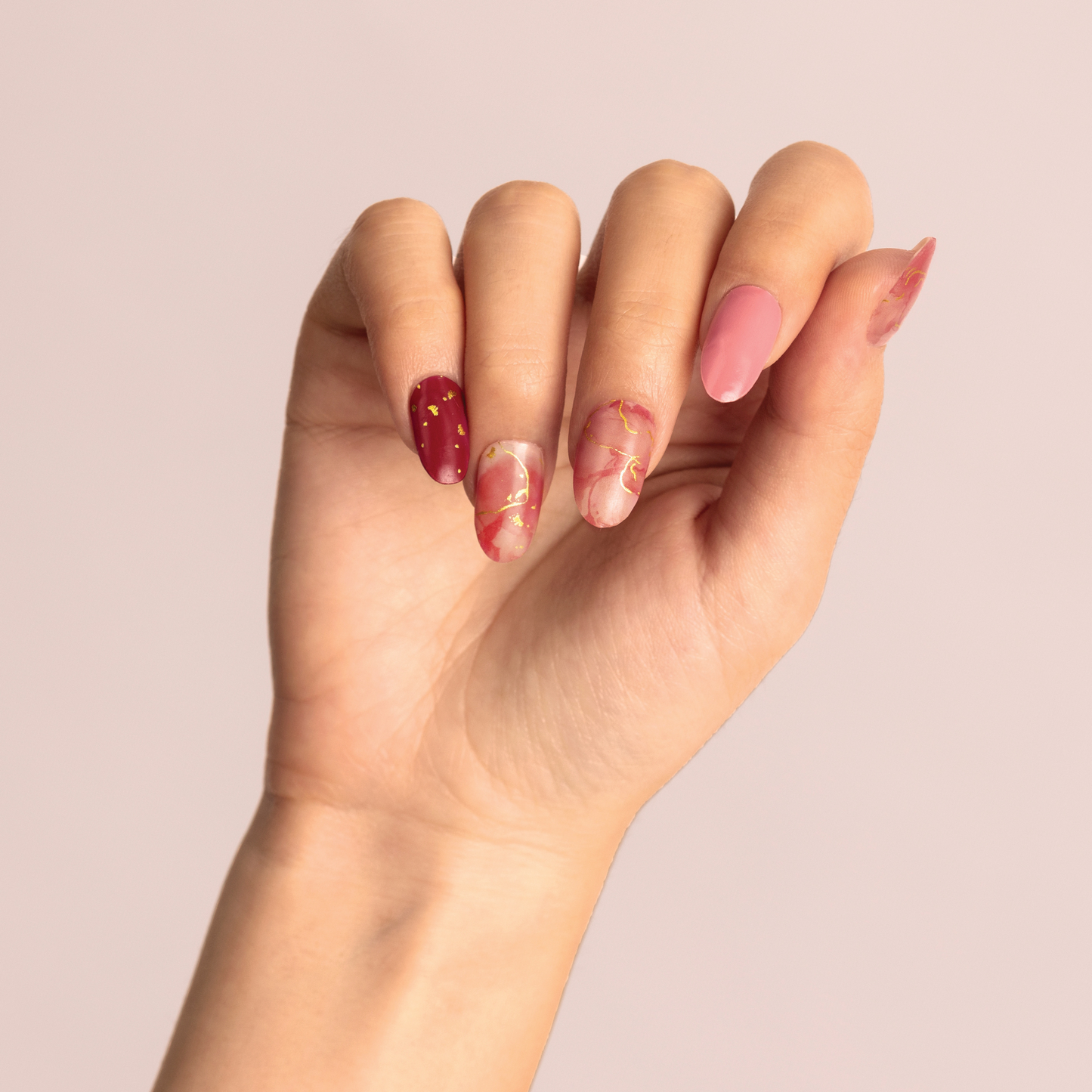 ROSE CLOUD | Mani 34 - NAILOG semi cured nail strip