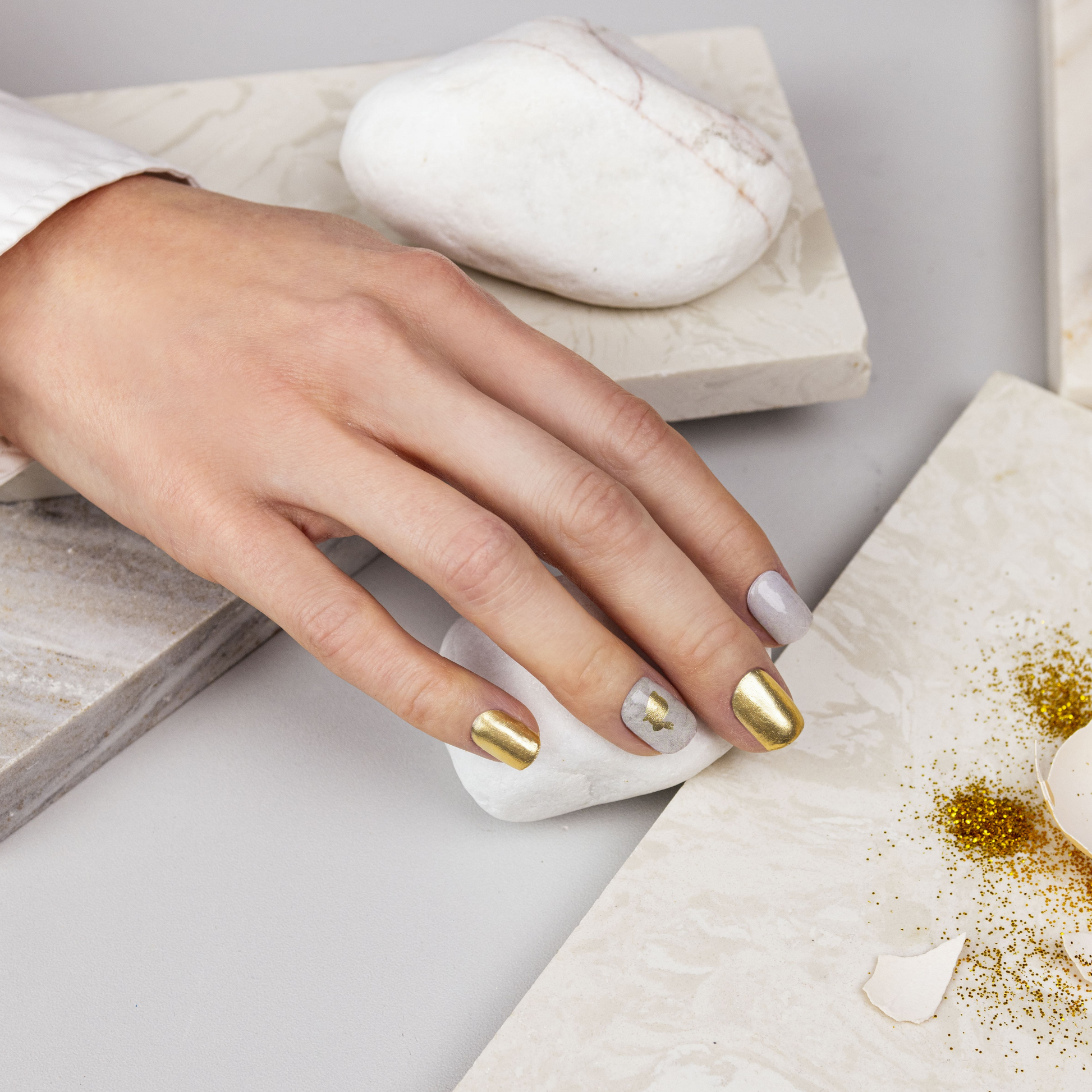 GOLDEN RABBIT | Easter Special - NAILOG semi cured nail strip